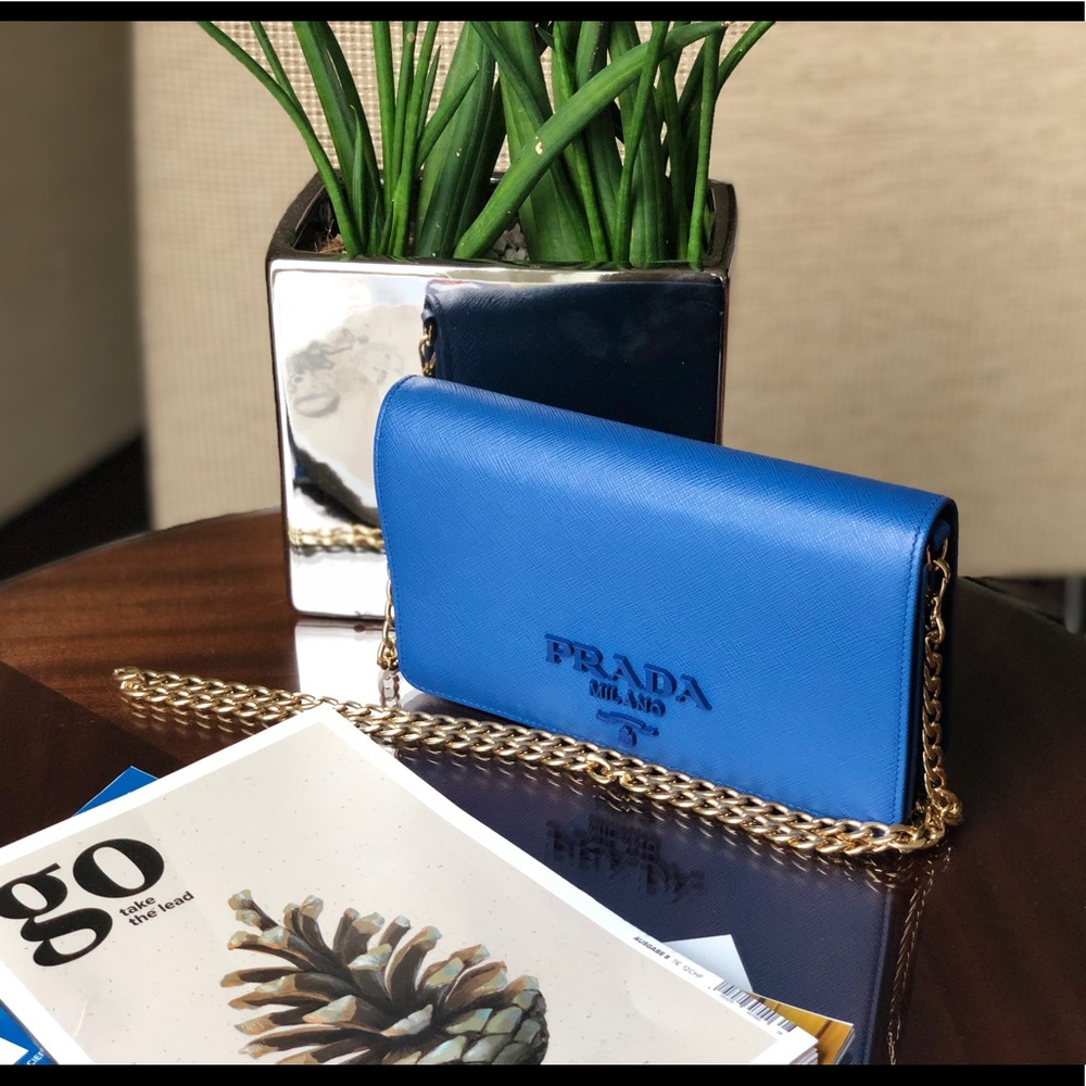 BASICALLY BRAND NEW PRADA BAG!!!